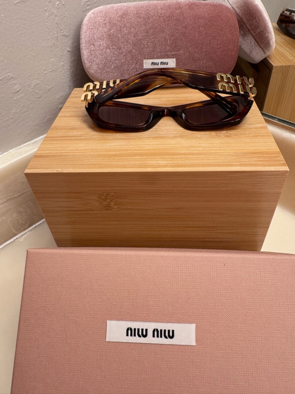 Miu Miu Brown Tortoiseshell Logo-Trim Shield Sunglasses - Picture 7 of 7